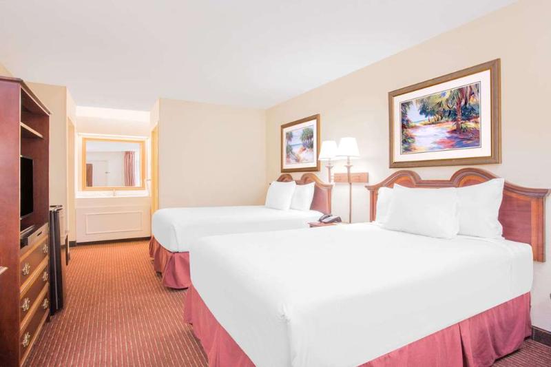 Days Inn Dothan - photo 26