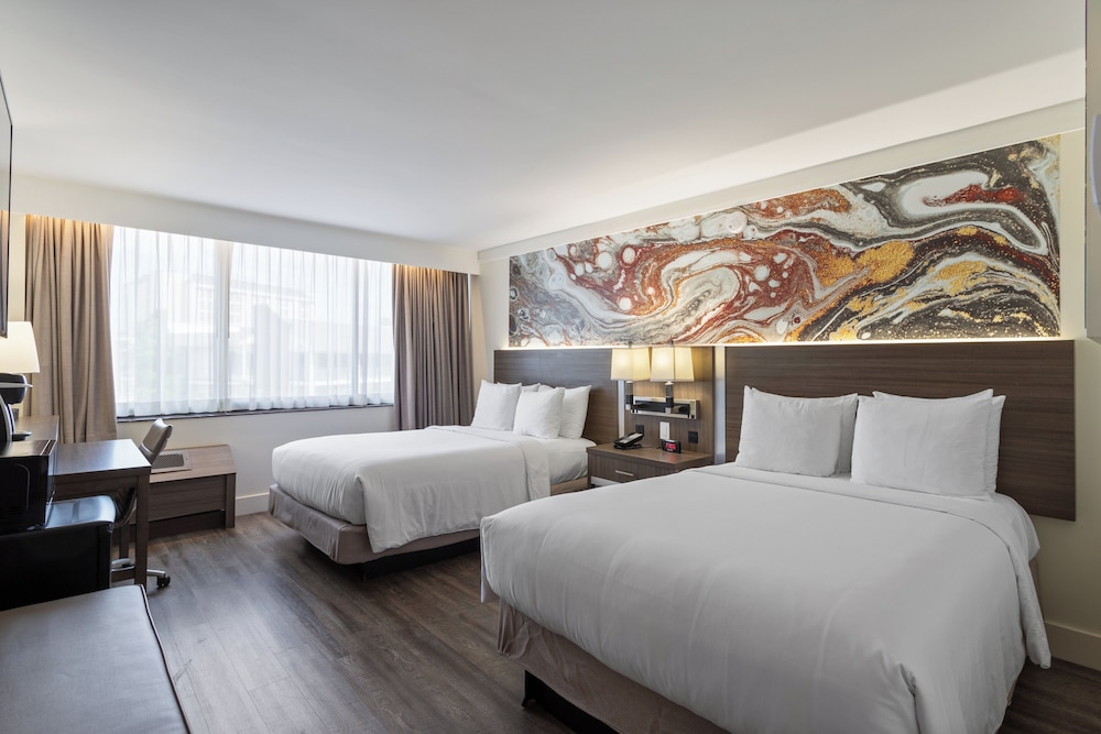 Crowne Plaza Executive Center Baton Rouge by IHG - photo 41
