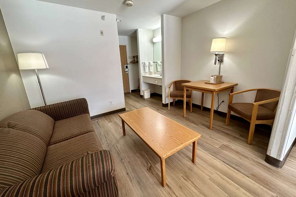 Wingate by Wyndham New Castle Glenwood Springs - photo 11