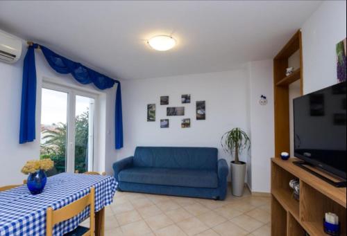 Apartment in Mali Lošinj with Seaview Terrace Air condition WIFI — 4-Star Luxury Hotel in Mali Losinj, Croatia