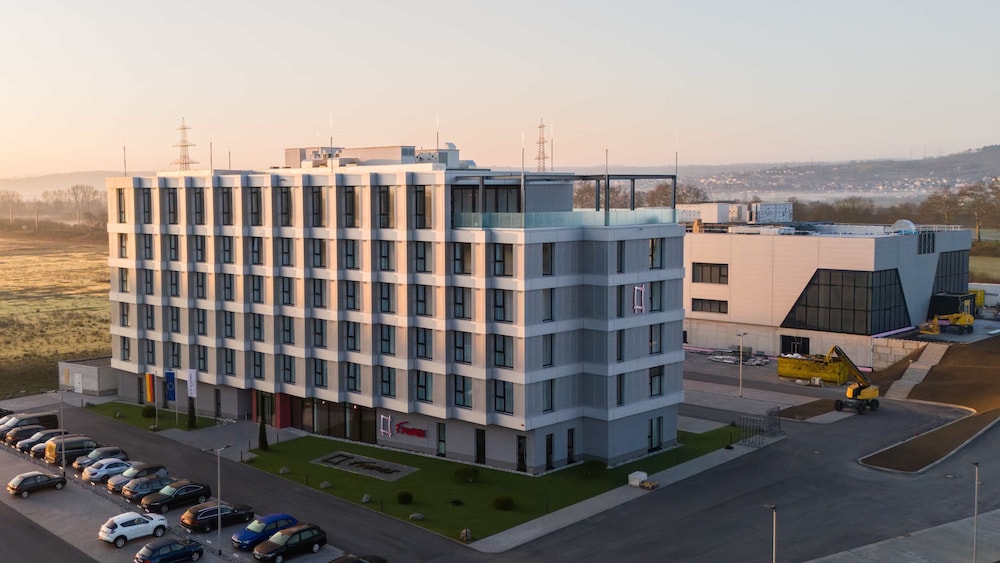Frames Hotel GmbH — hotel in Muelheim-Kaerlich