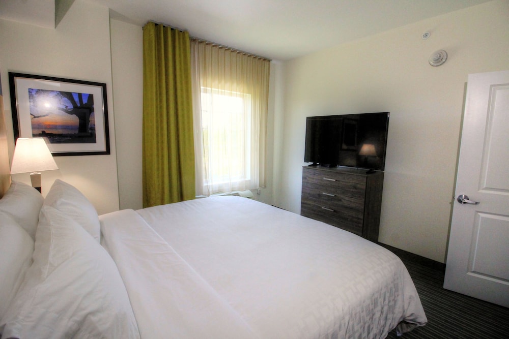 Candlewood Suites Memphis East by IHG - photo 6