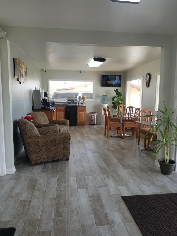 Gold Key Inn - photo 8
