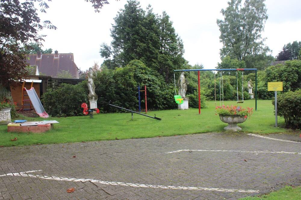 Childrens Play Area - Outdoor