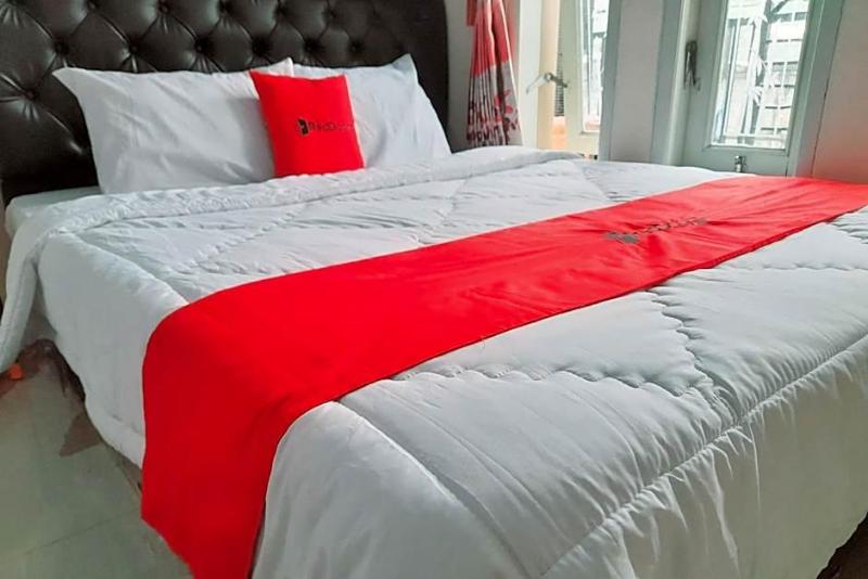 RedDoorz Syariah near Komplek Candi Arjuna Dieng 2 in Wonosobo, Indonesia