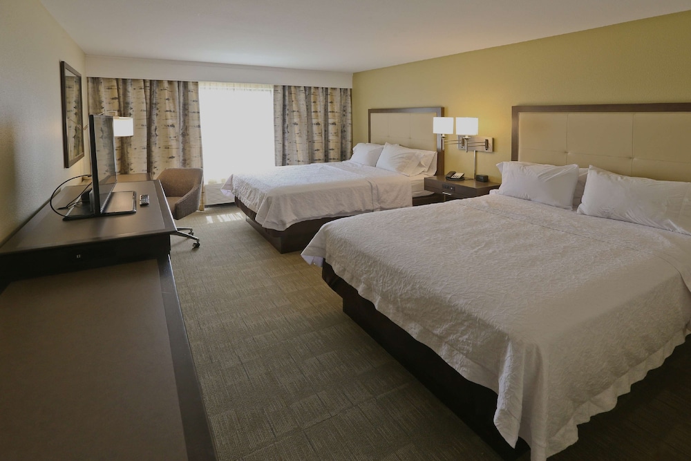 Hampton Inn Billings - photo 11
