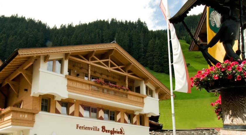 Hotel Bergfried GmbH in Tux, Austria