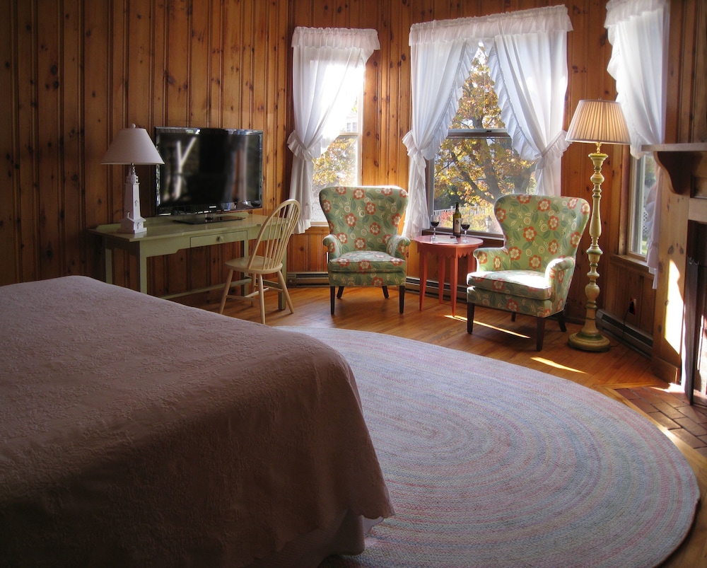 The Colony Hotel - photo 5