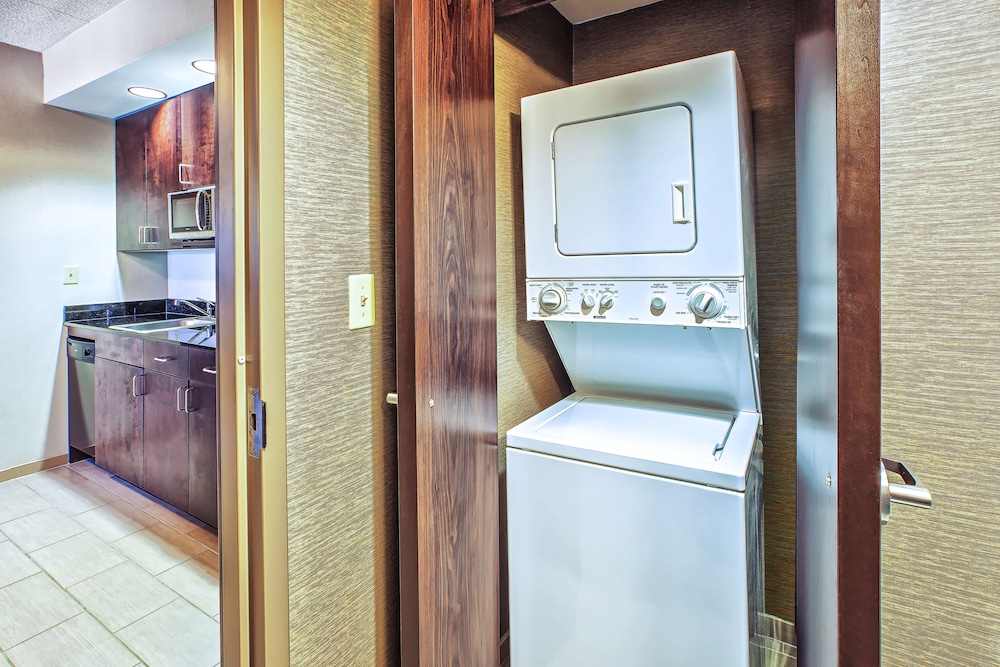 Holiday Inn Express Hotel & Suites Dayton South I 675 by IHG - photo 15