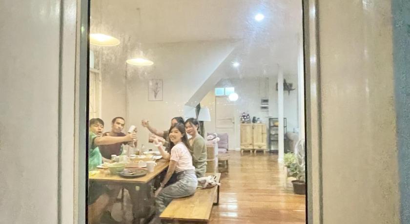 Dara Three Hostel ดาราตรี