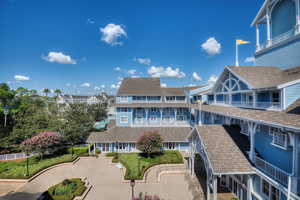 Disney's Beach Club Resort - photo 33