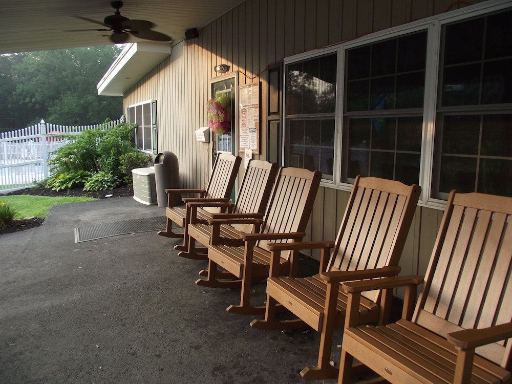 Sun Valley Camping and RV Resort - photo 20