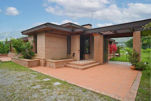 Casa di Nonno Enzo — 4-Star Luxury Hotel in Prepezzano, Italy