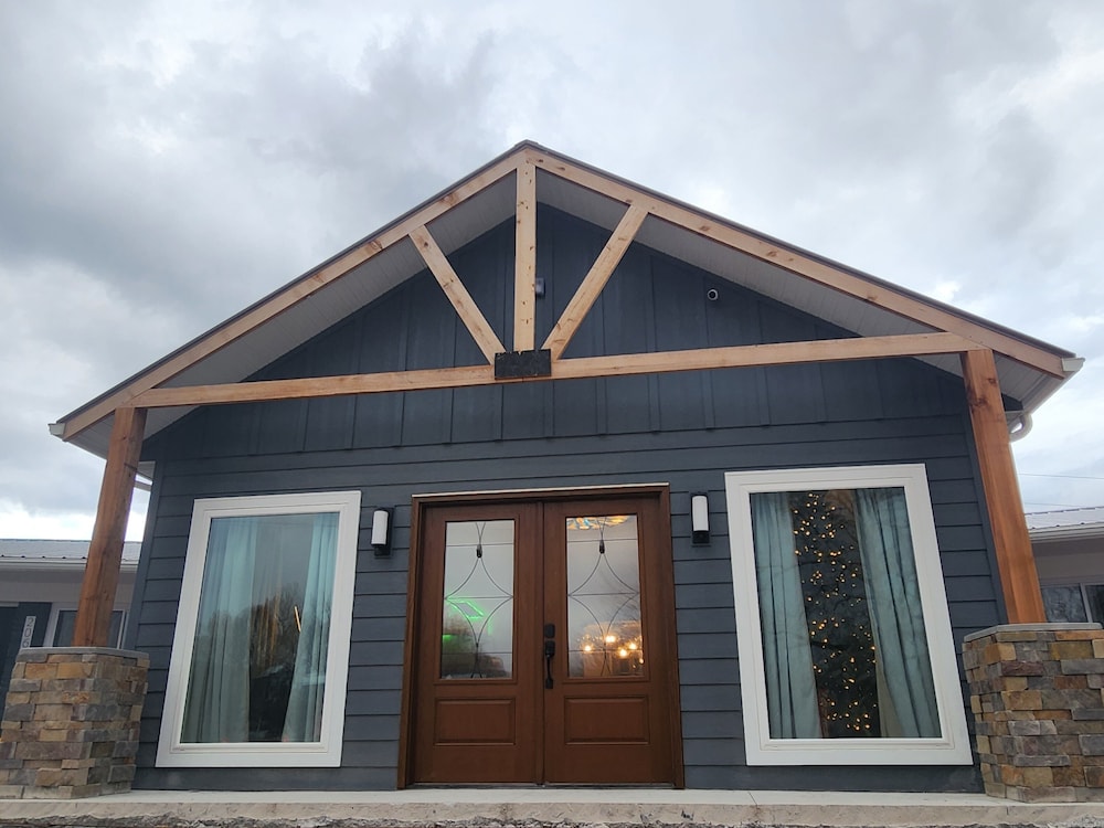 The Lakehouse Inn at Sledd Creek - photo 50