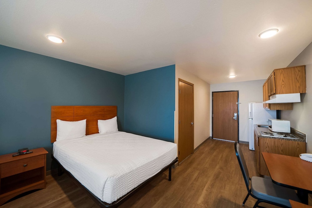 WoodSpring Suites Fort Worth Fossil Creek - photo 16
