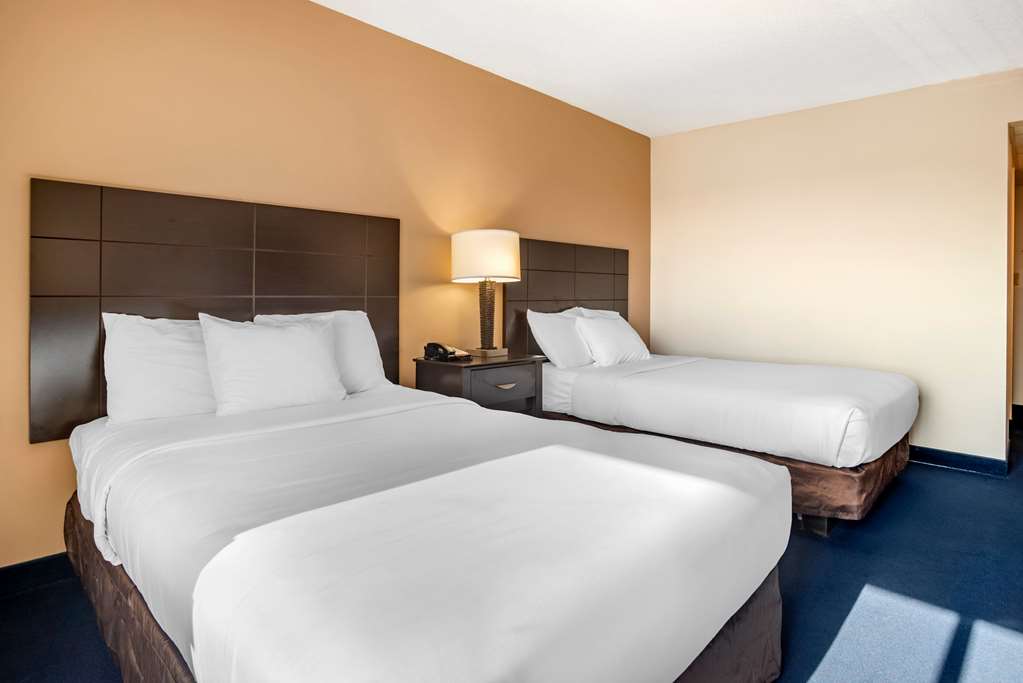 Econo Lodge Inn & Suites Rehoboth Beach - photo 12