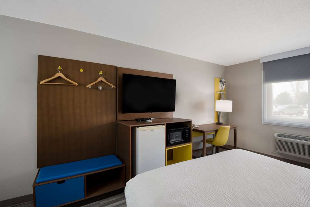 Days Inn by Wyndham Ankeny Des Moines - photo 41