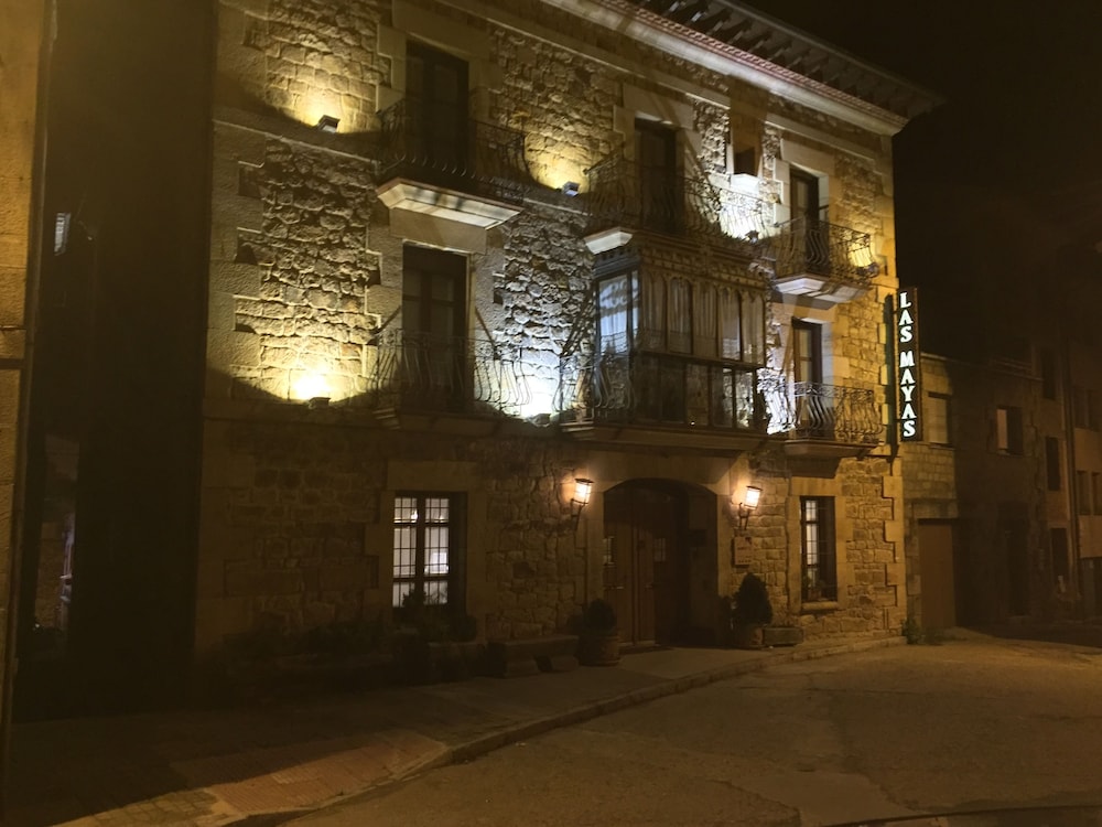 Posada Las Mayas — 4-Star Luxury Hotel in Quintanar De La Sierra, Spain