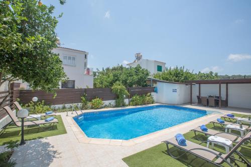 Villa Dionysos