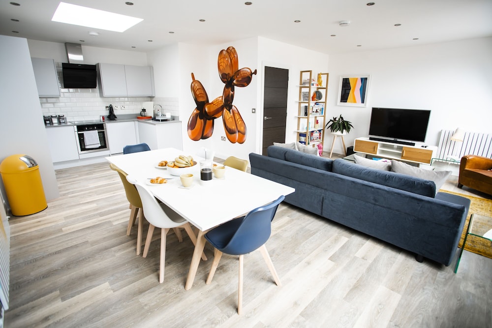 Cigar Factory Apartments — 4-Star Luxury Hotel in Bristol, United Kingdom