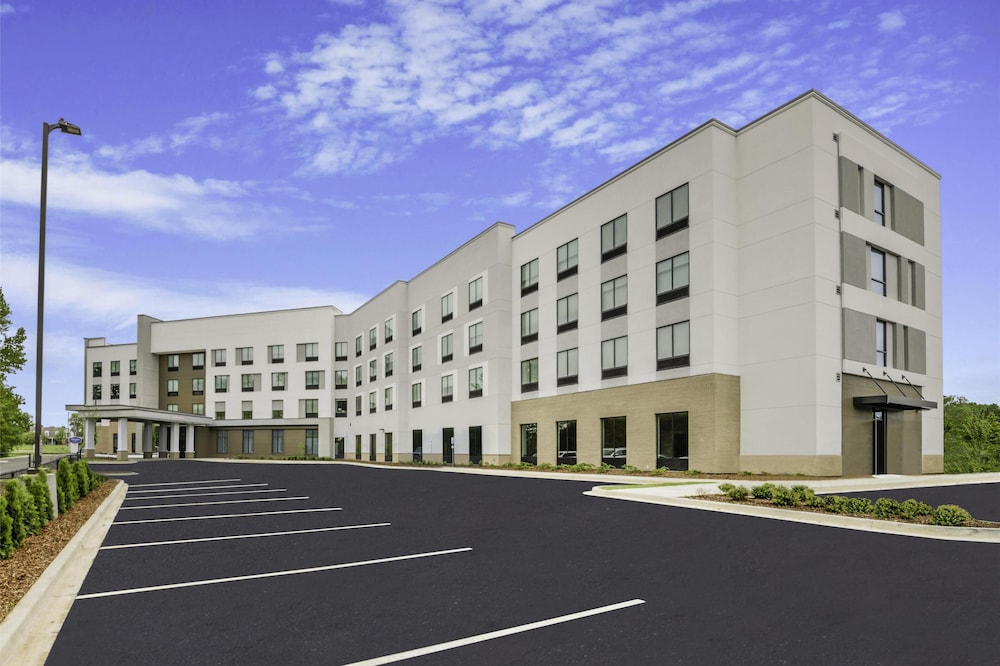 Hampton Inn & Suites by Hilton Decatur - photo 49