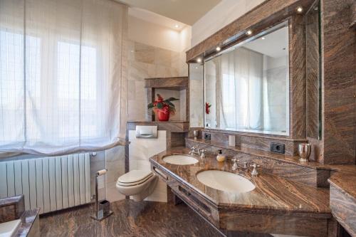 Villa Casa Gemelli — 4-Star Luxury Hotel in Capolona, Italy