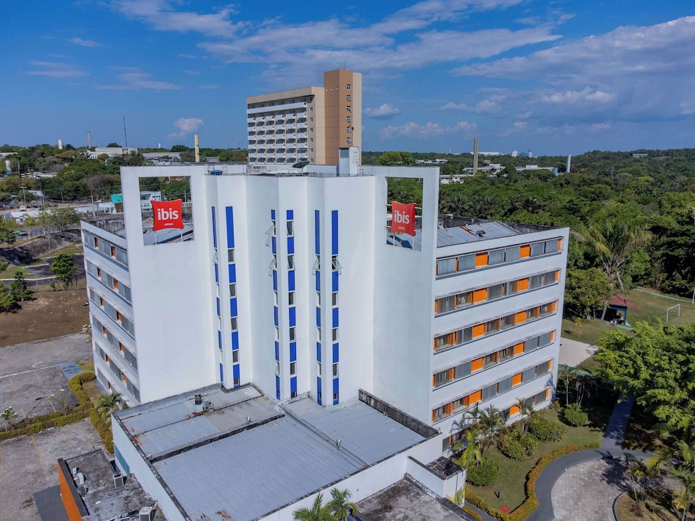 Ibis Manaus