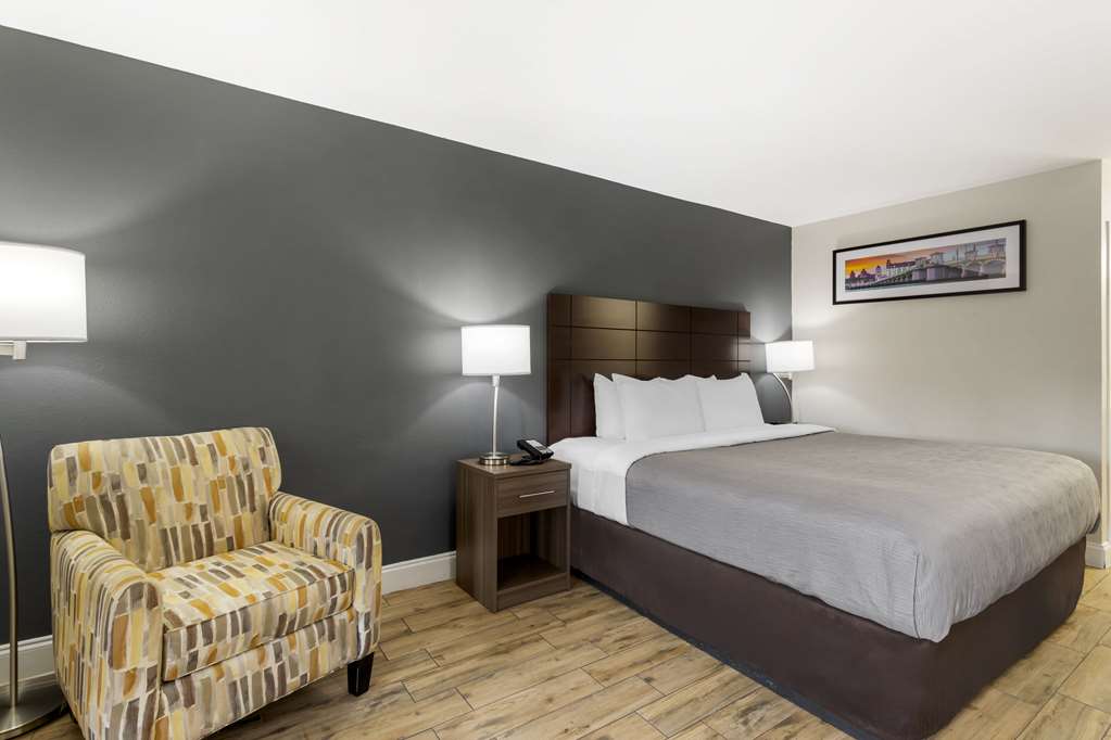 Quality Inn & Suites St Augustine Beach Area - photo 17