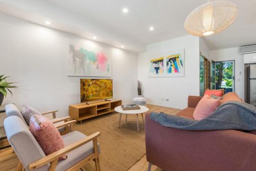 Pet Friendly Oasis By The River Noosaville — 4-Star Luxury Hotel in Noosaville, Australia