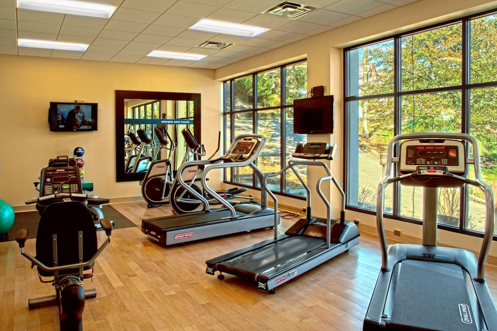 Hampton Inn Wheeling - photo 35