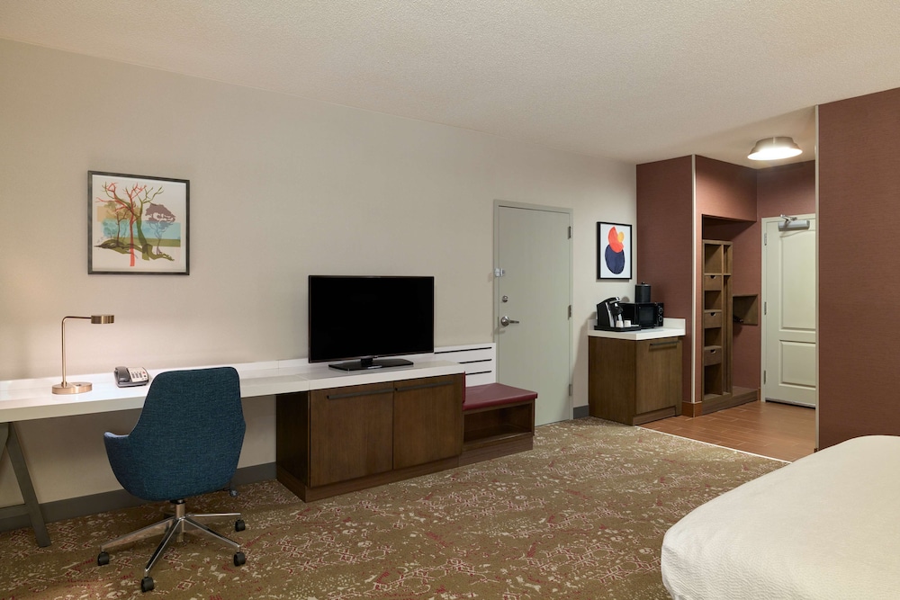 Hilton Garden Inn Bloomington - photo 15