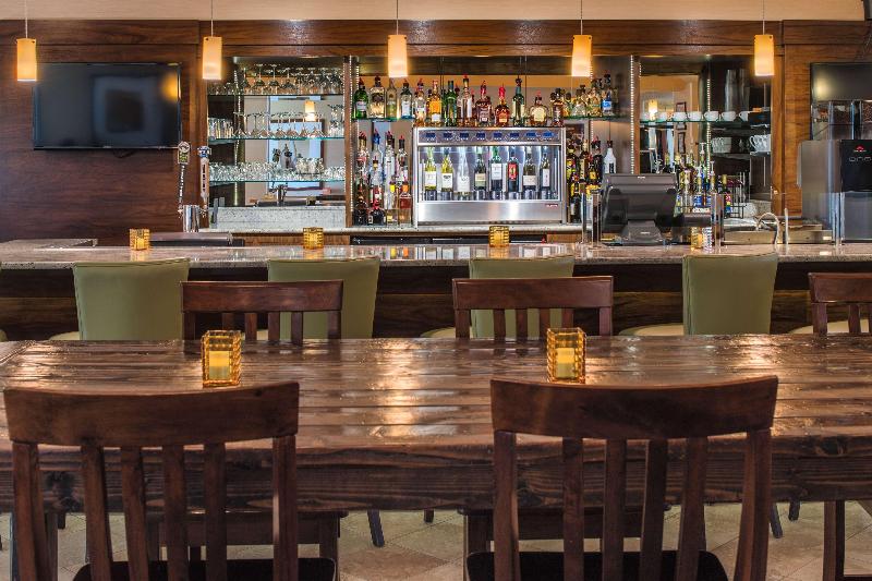 Doubletree By Hilton Beaverton - photo 30