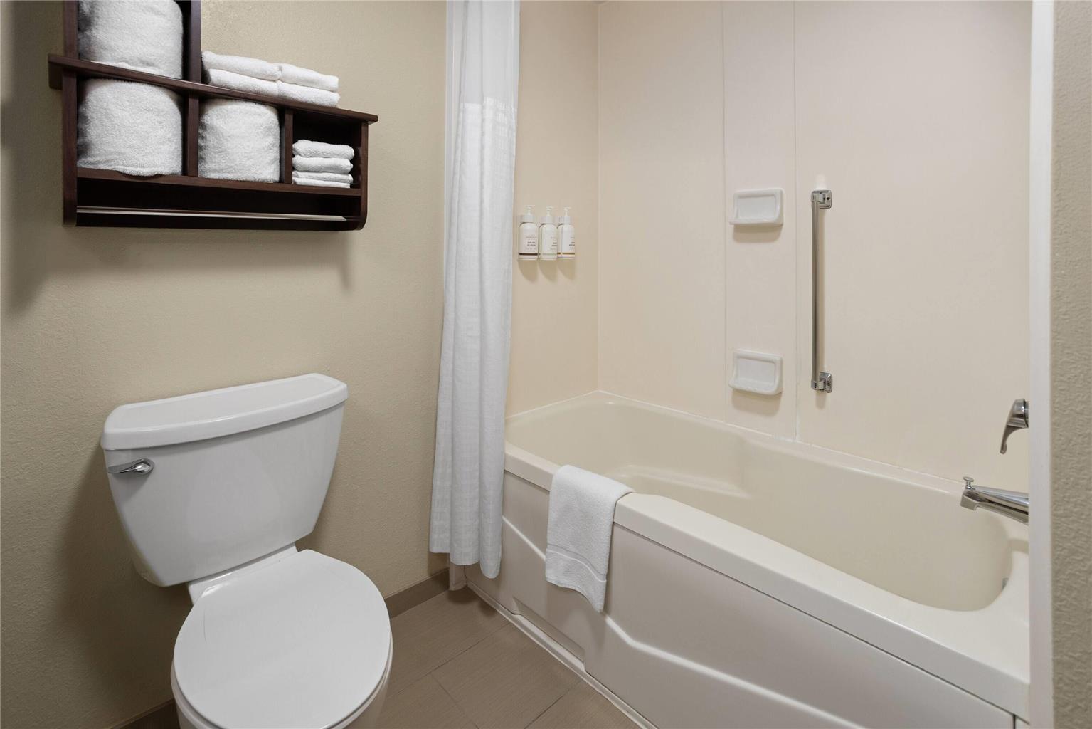 Wingate by Wyndham Buckhannon - photo 24
