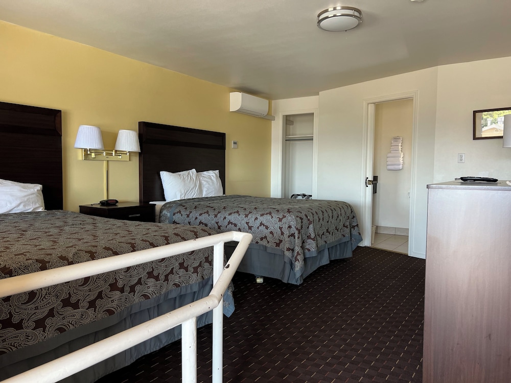 Port Townsend Inn - photo 32