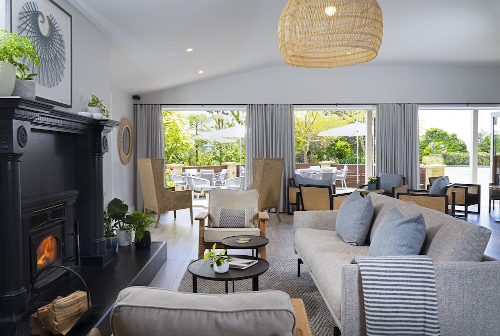 Ratanui Lodge — 4-Star Luxury Hotel in Takaka, New Zealand