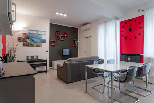 Nova House Airco Park Su Strada Gratis by Happyhostorino — 4-Star Luxury Hotel in Turin, Italy