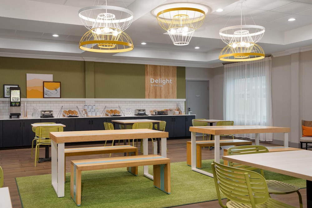 Spark by Hilton Rahway - photo 56