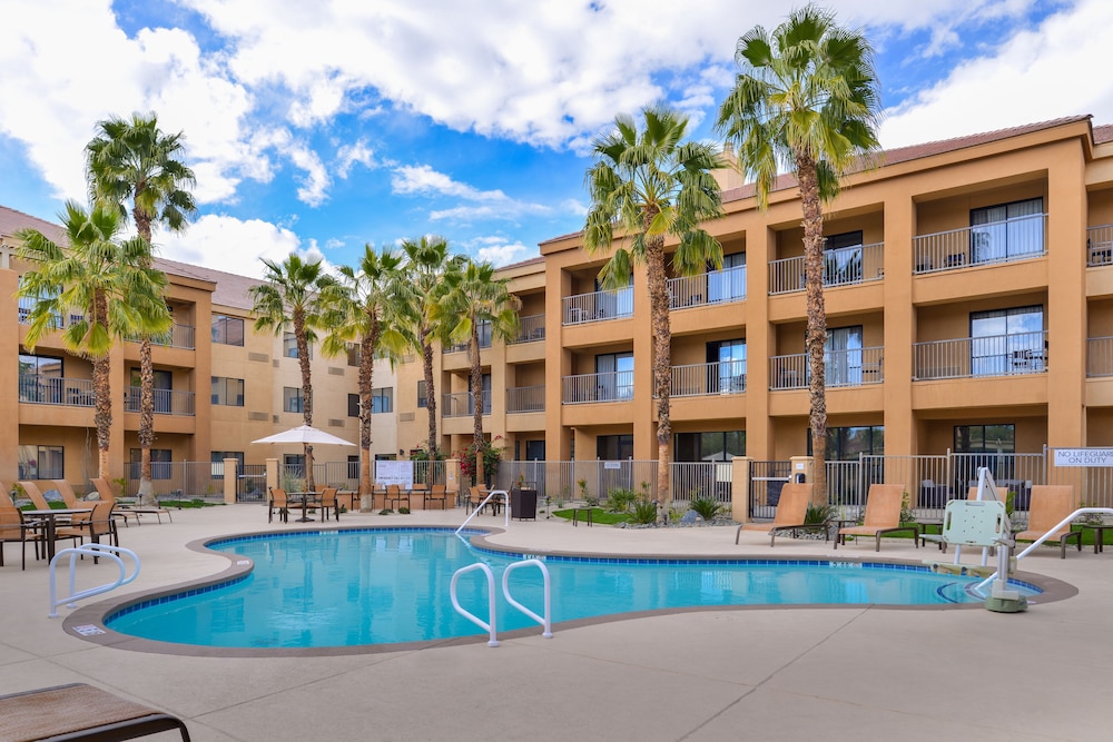 Courtyard by Marriott Palm Desert - photo 18