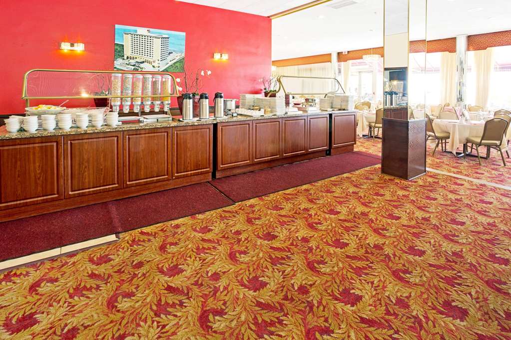 Ramada Plaza by Wyndham Marco Polo Beach Resort - photo 67