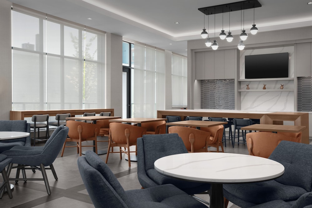 Homewood Suites By Hilton Portsmouth Downtown - photo 35
