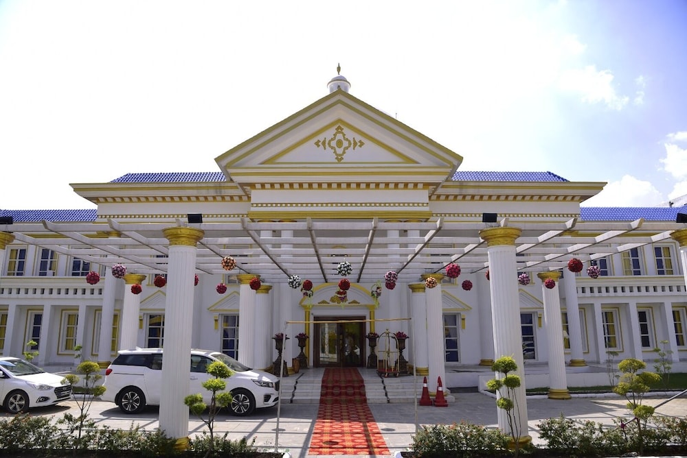 The Royal Palace Hotels By Blues — Dewas