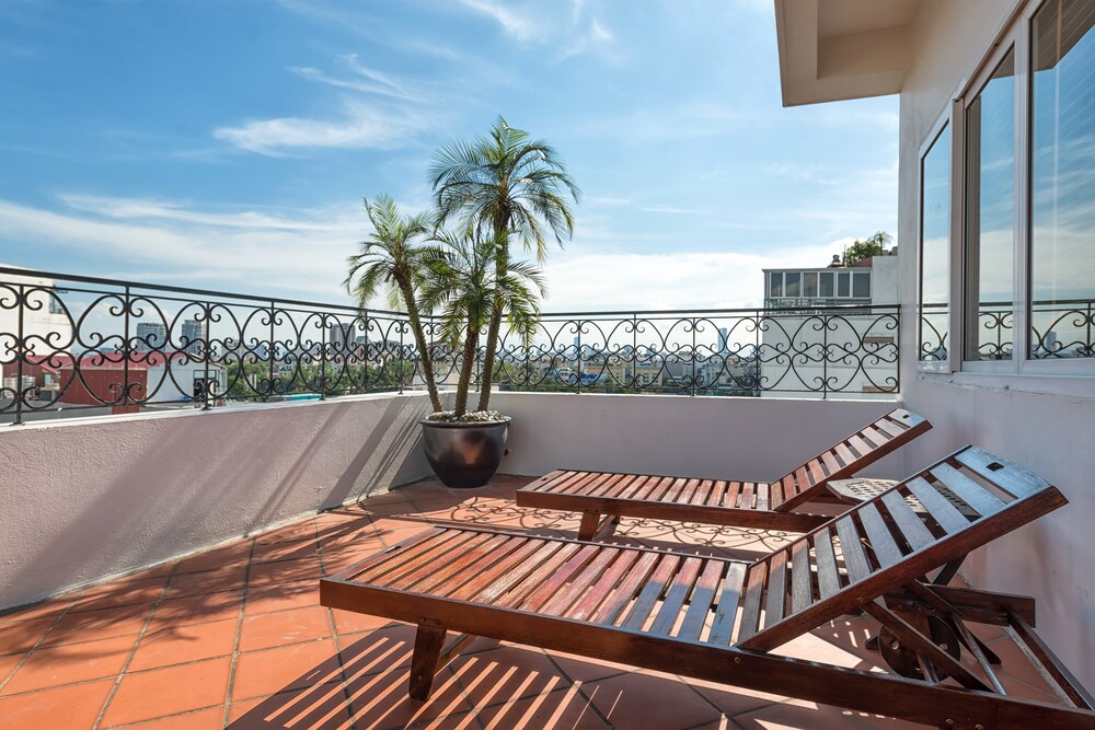 Hanoi E Central Hotel - carbon neutral hotel in Hanoi
