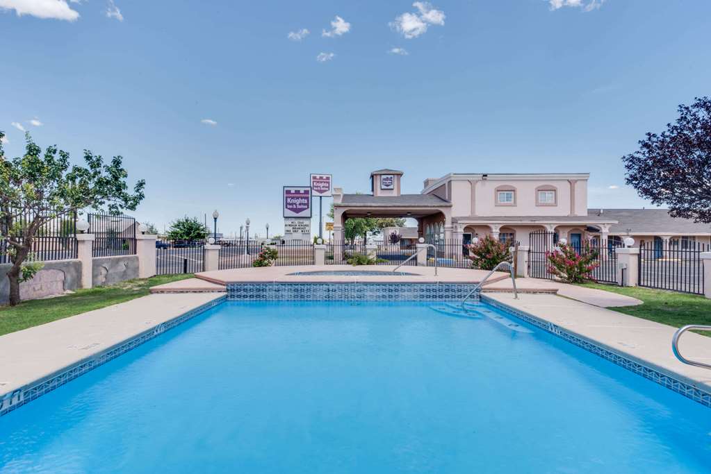 Knights Inn Van Horn - photo 4