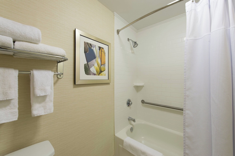 Fairfield Inn by Marriott Orangeburg - photo 17