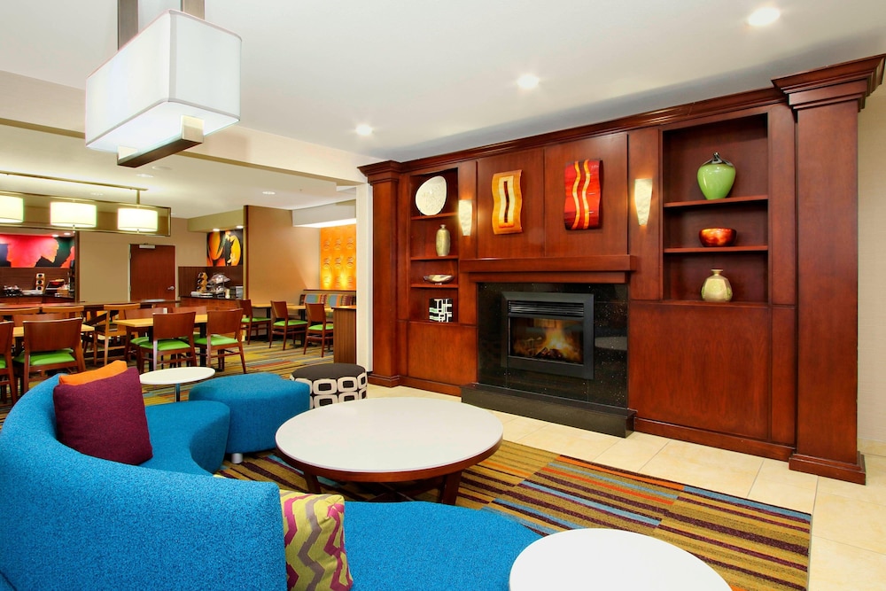 Fairfield Inn & Suites by Marriott Colorado Springs South - photo 2