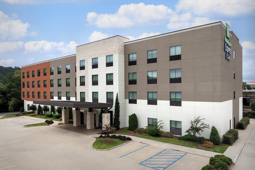 Holiday Inn Express & Suites Birmingham Homewood by IHG - photo 30