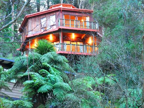 Risehill House — 5-Star Luxury Hotel in Kalorama, Australia