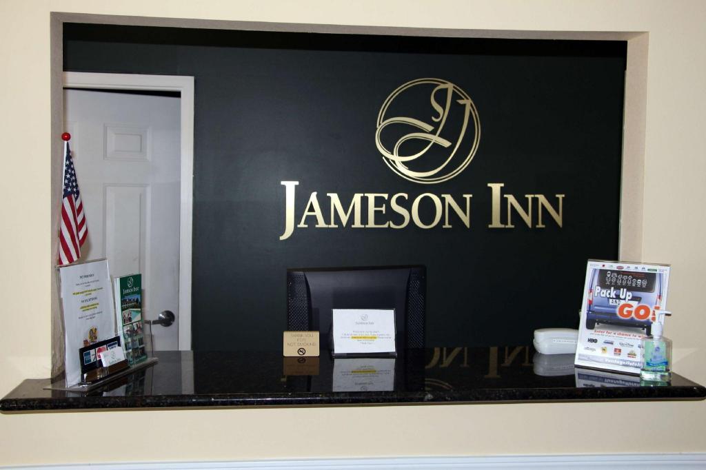 Jameson Inn Oakwood - photo 11