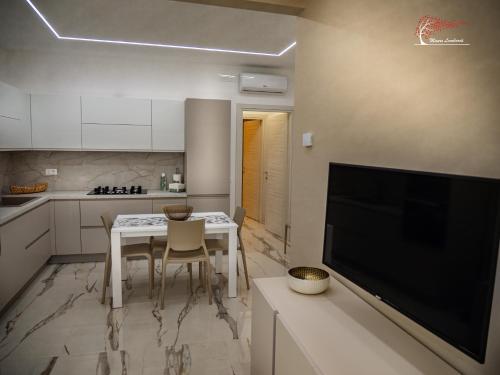 Maison della Madonnina — 4-Star Luxury Hotel in Troia, Italy