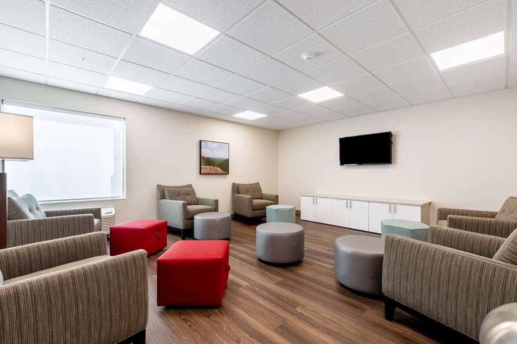 Econo Lodge Dayton North - photo 36